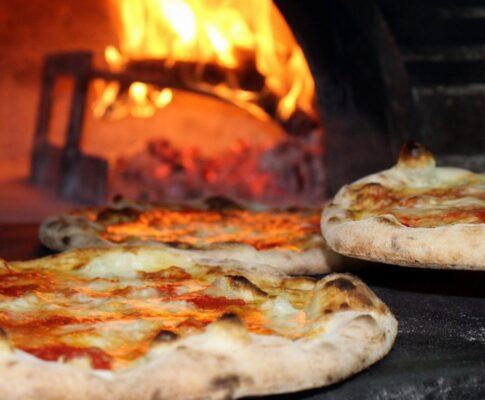 Perché scegliere un forno a gas professionale per la tua pizzeria?